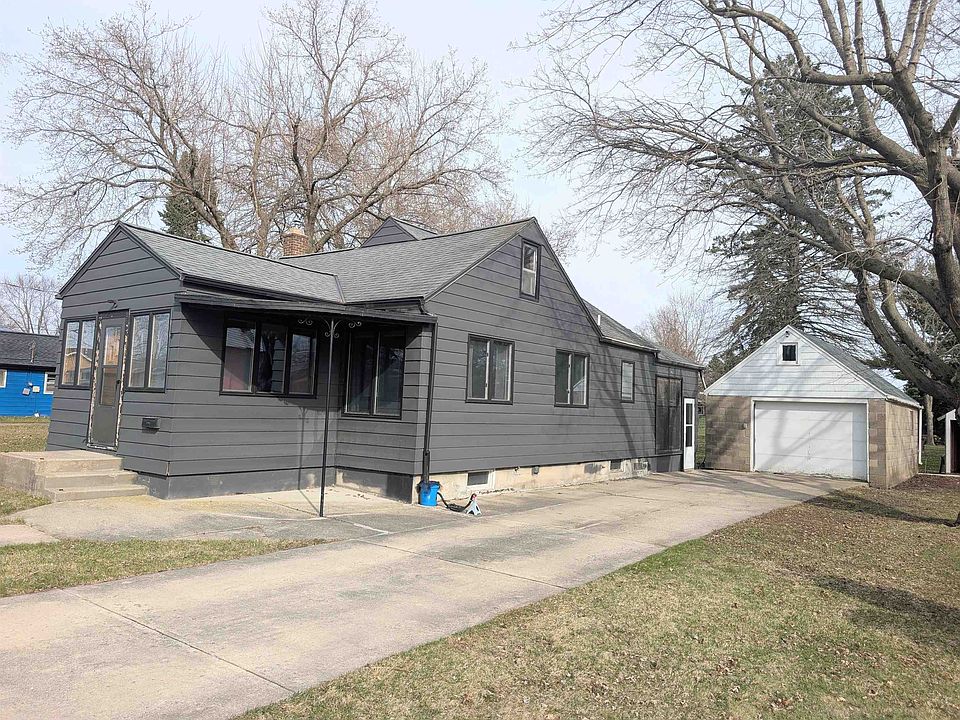 1st image of 408 Mill St