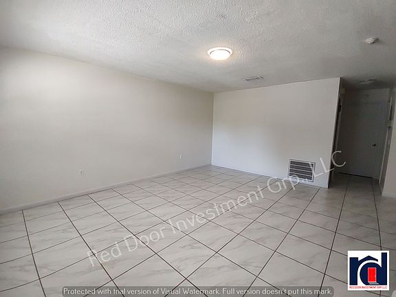 5th image of 3831 NE 41st St #C