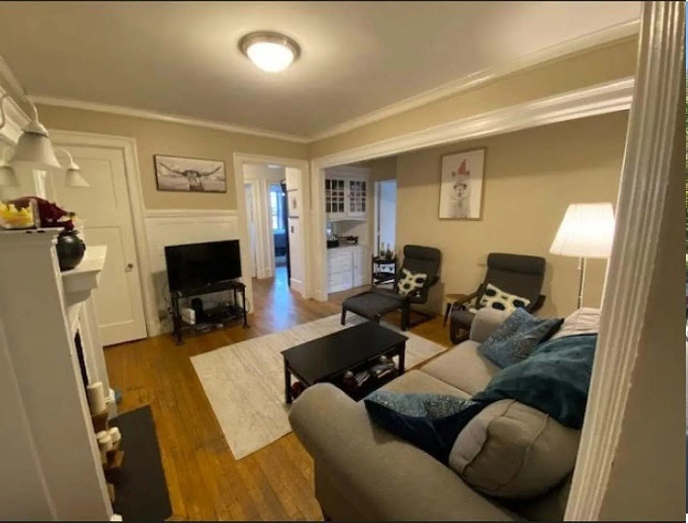 Awesome Apt on Fenway Kenmore Border w Ht & HW Included! — Photo 3
