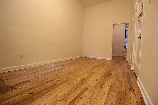 Rented by Luxor Homes & Investment Realty | media 14