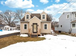 129 Hinsdale Rd, Syracuse, NY 13211