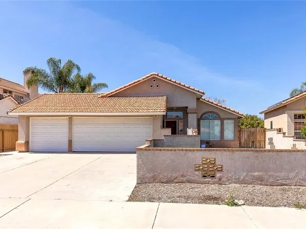 1931 Harbor Dr, Hemet, CA 92545