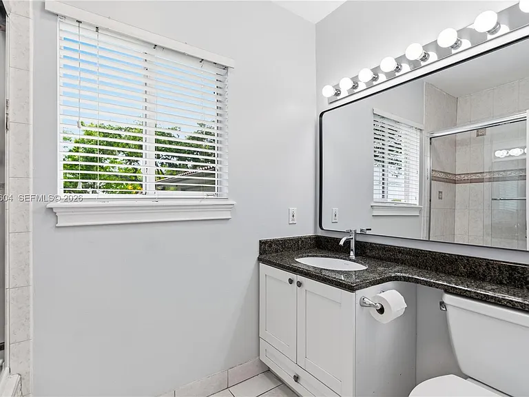 6801 SW 102nd Ave — Photo 21