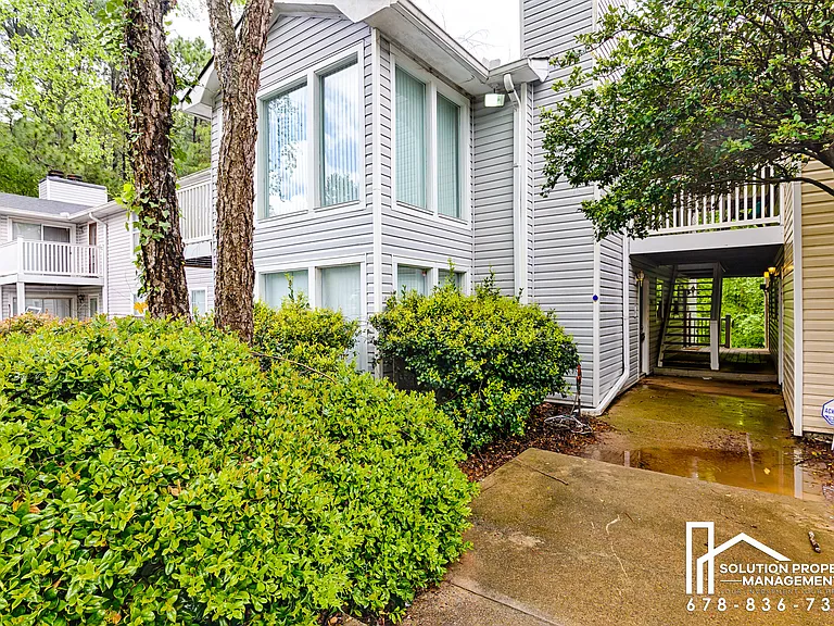 1808 Augusta Dr — Photo 18