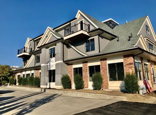 15 Oak St APT 201, Needham, MA 02492