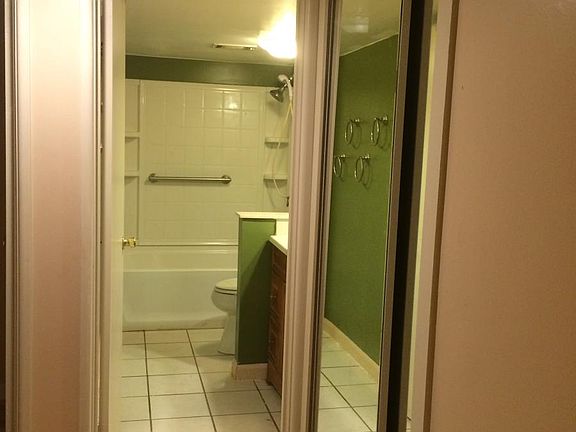 4th image of 2403 Packard St APT 35D