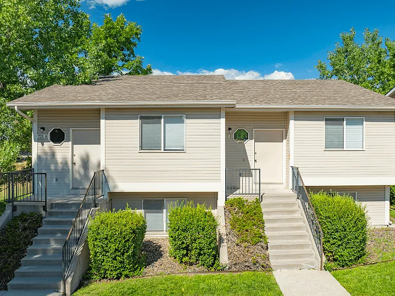 Glenmoor Townhomes — Photo 48