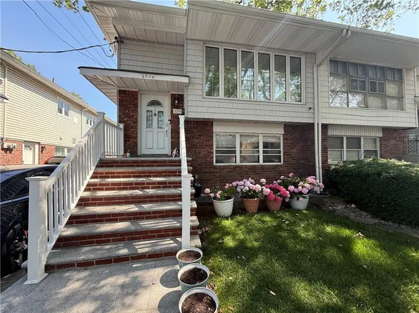 2209 E 57th Pl, Brooklyn, NY 11234