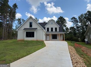 214 Bunker Ln, Westminster, SC 29693