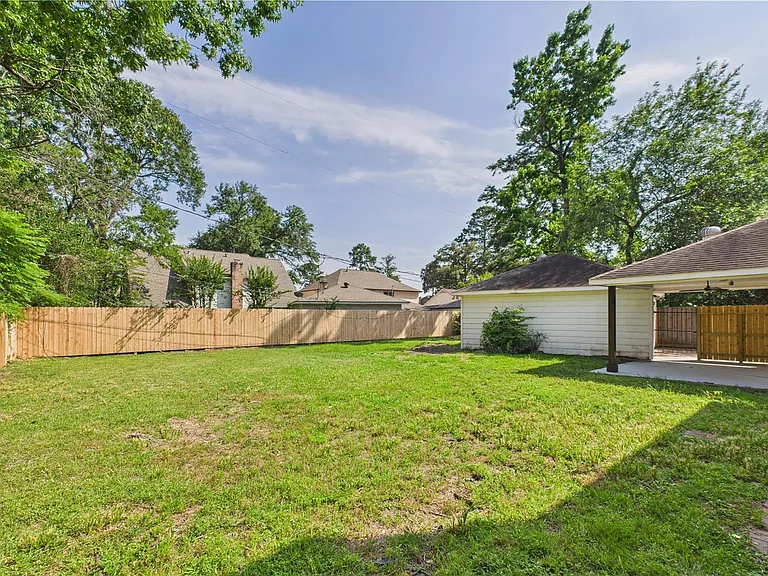 1107 Verret Ln — Photo 30