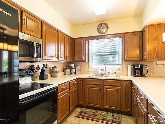 5th image of 2100 N Cochiti Ave