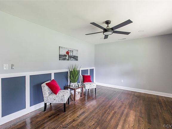 5th image of 2215 Leslie Ln