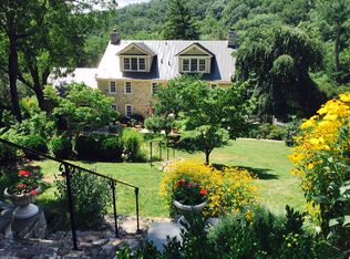 36906 Charles Town Pike, Purcellville, VA