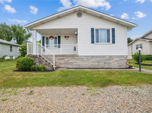 205 Dombroski Ave, New Kensington, PA 15068