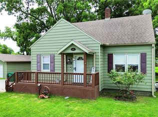 613 E Market St, Lacygne, KS 66040