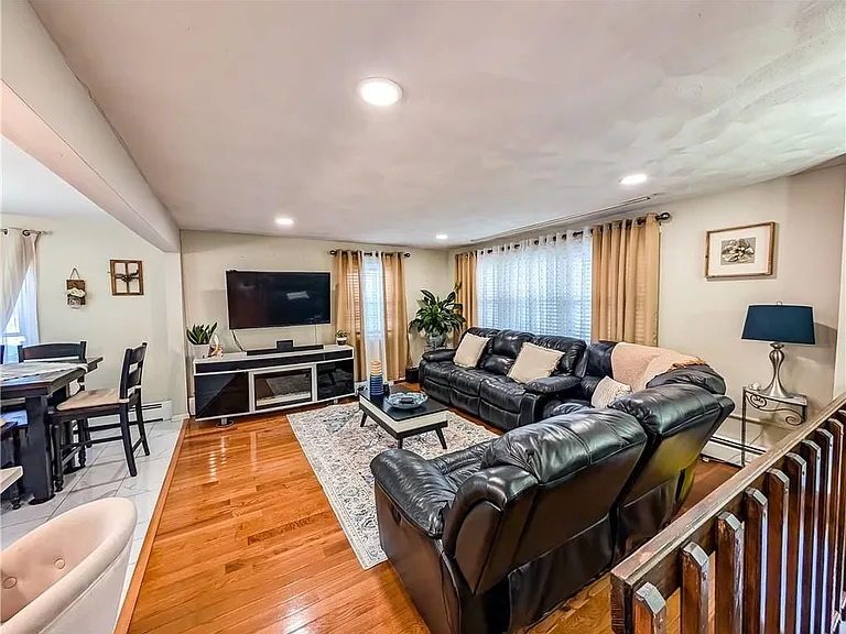 130 Smart St — Photo 11