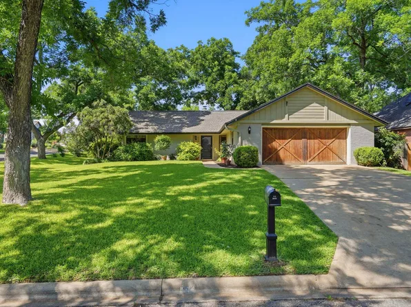 352 San Saba, Meadowlakes, TX 78654