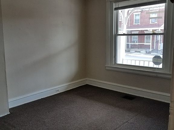 5th image of 225 N Harrison St