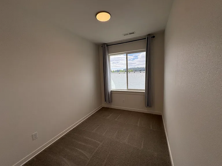 6157 Blue River Dr SE — Photo 15