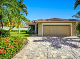 3543 Via Athena, North Fort Myers, FL 33917