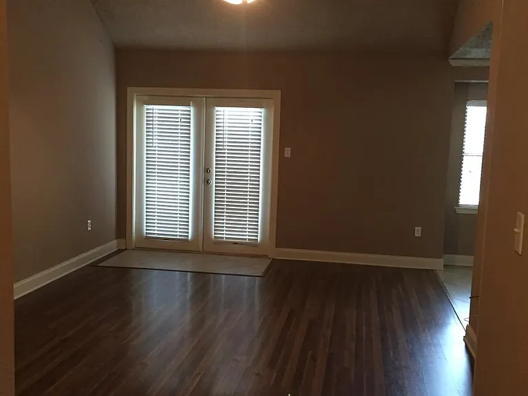 802 Huntwyck Cir — Photo 6