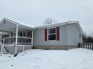 15143 H Dr S, Marshall, MI 49068