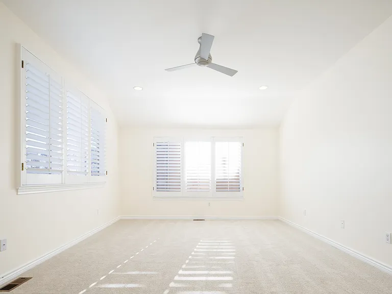 335 N Josephine St #A — Photo 41