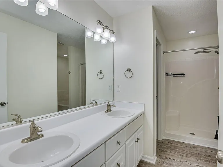 610 Butler Springs Cir — Photo 22