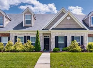 1438 Crestlawn Trl, Pfafftown, NC 27040