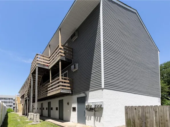 9530 3rd Bay Street, 9530 3rd Bay St #5, Norfolk, VA 23518