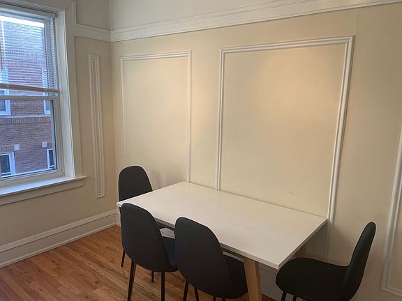 4th image of 2329 N Commonwealth Ave APT 3W
