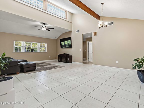 4th image of 2125 Linrose Ln