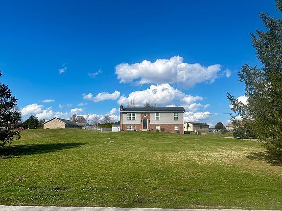 3rd image of 1151 Countryside Dr