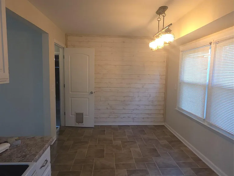 23654 Whitley Dr — Photo 11