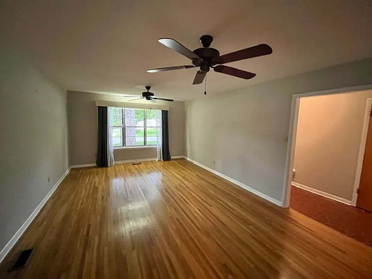 10 Talmage Dr — Photo 16