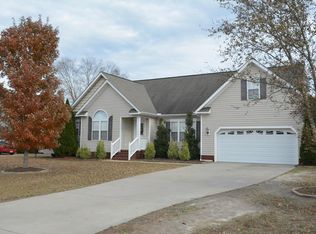 116 Willowbrook Dr, Pikeville, NC 27863
