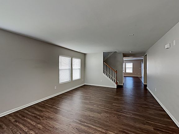 3rd image of 4373 Stone Mountain Dr