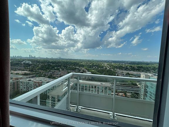3rd image of 251 Manitoba St #2910