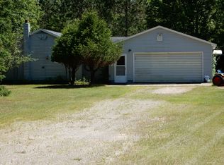 11365 Roberts St, Manistique, MI 49854