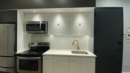 1334 Gates Avenue, #1