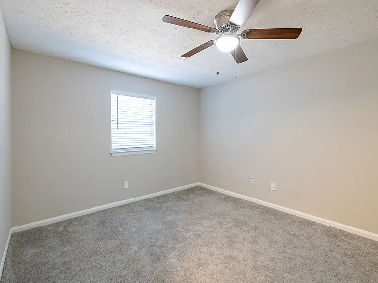 Westside Court | Modern Living in the Heart of Westside — Photo 18