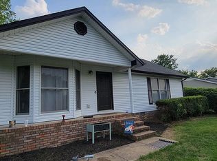 3617 Stone Valley Dr, Hopkinsville, KY 42240