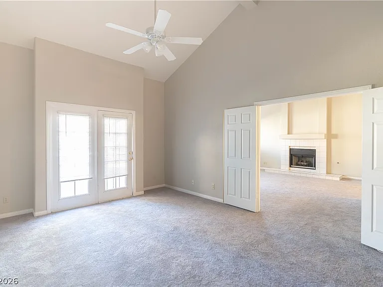 2761 Laguna Shores Ln — Photo 16