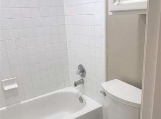 1715 Millhouse Rd, Houston, TX 77073