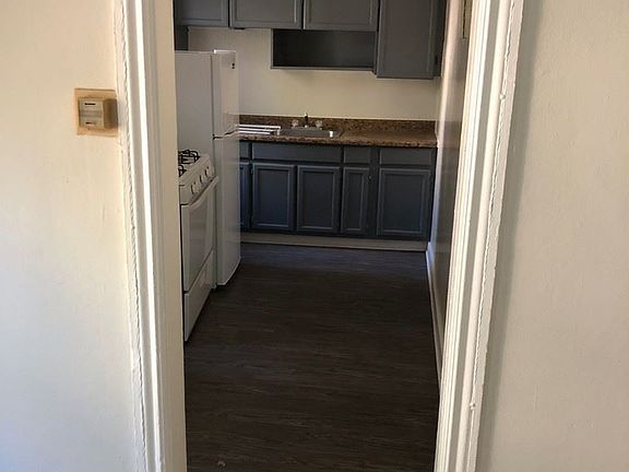 4th image of 3441 W 2nd St APT 210