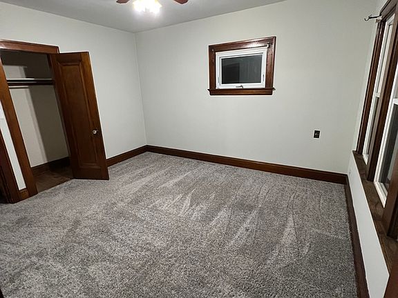 4th image of 8603 Vineyard Ave #Up