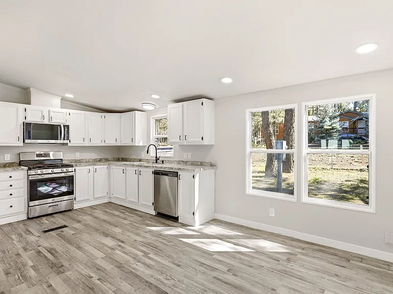 2101 W Park Valley Rd — Photo 5