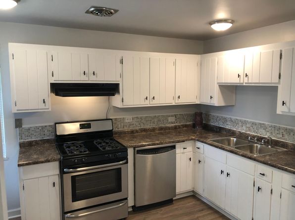 842 W 7th St
