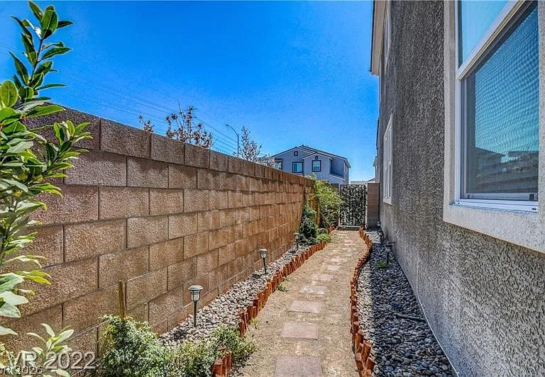 1816 Luxor Lights Ave — Photo 28