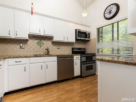 2nd image of 9 Old North Stamford Road #35C